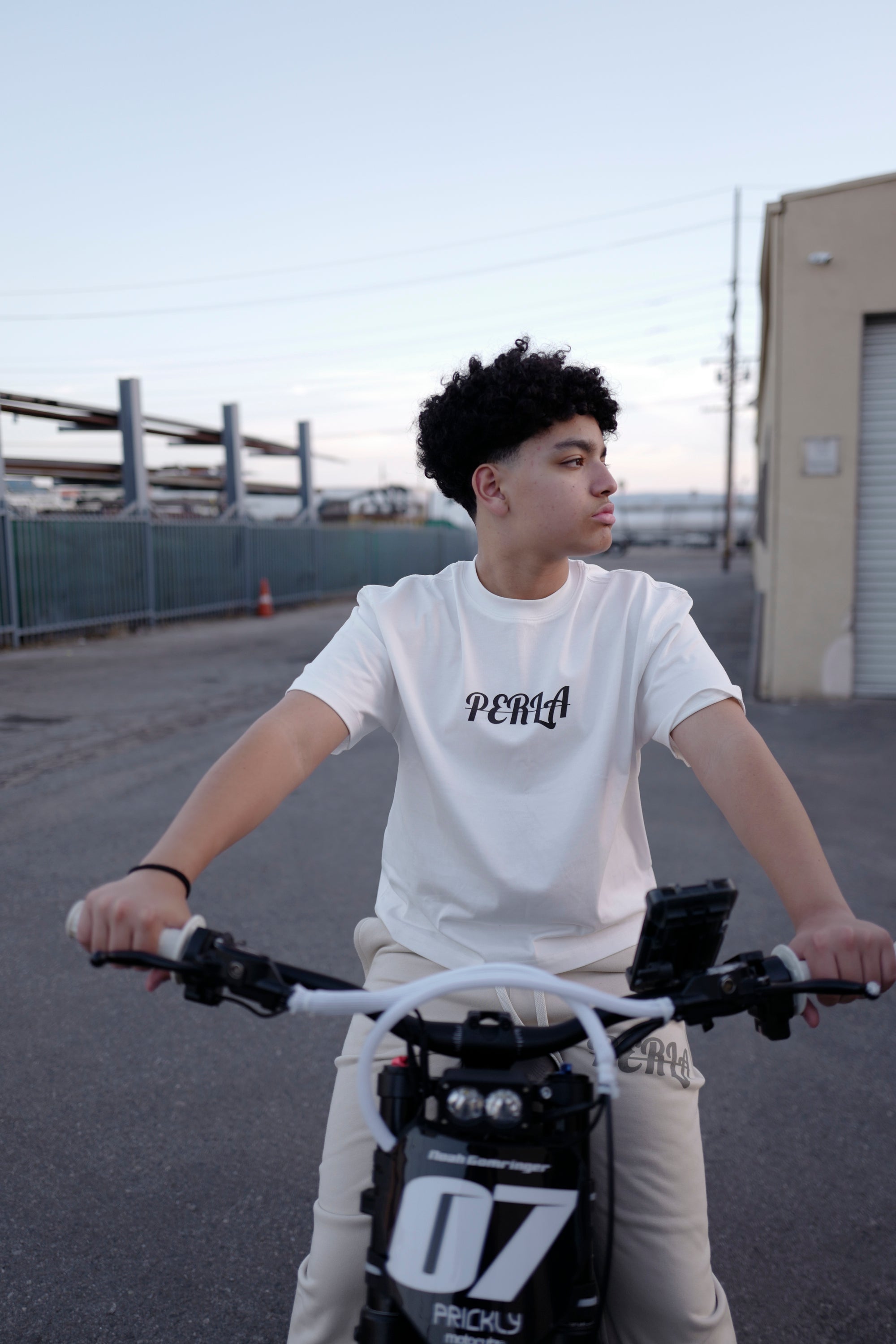 PERLA Offers High-Quality Garments and Stylish Collection Of Unisex Clothing